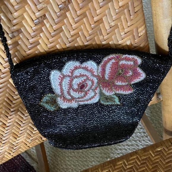 Vintage Korean hand beaded bag - Picture 2 of 5